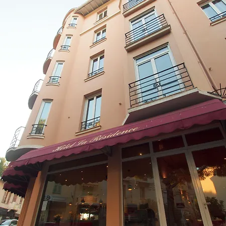 Casa Moho - ז'ואן-לה-פינס