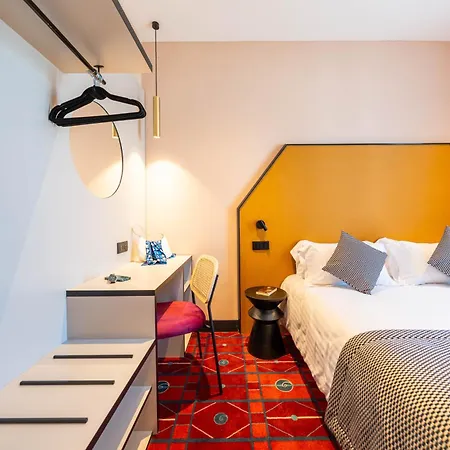 Hotel Casa Moho - 3*