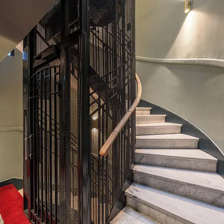 מלון Casa Moho - 3*